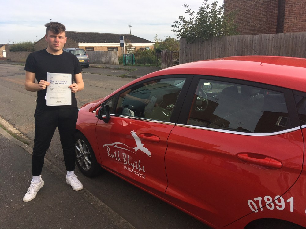 Female driving Instructor Rothwell Northants